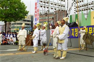 상여와 회다자정기공연13 의 사진